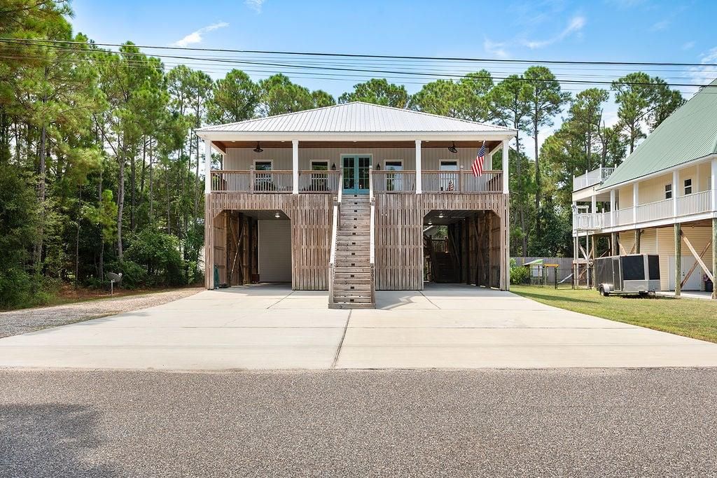 303 Conde Avenue, Dauphin Island, AL 36528 — photo 2