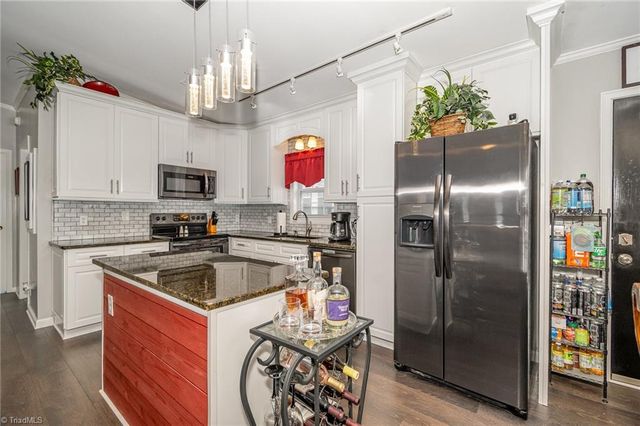 141 Badin Lake Circle, New London, NC 28127