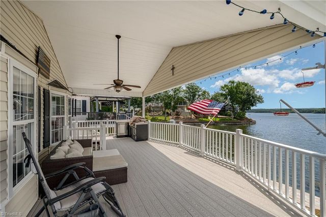 141 Badin Lake Circle, New London, NC 28127