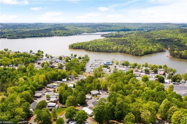 141 Badin Lake Circle, New London, NC 28127
