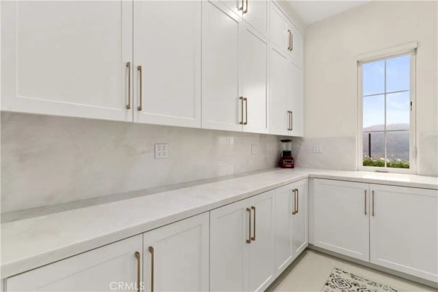 115 Sky Hts, Irvine, CA 92602