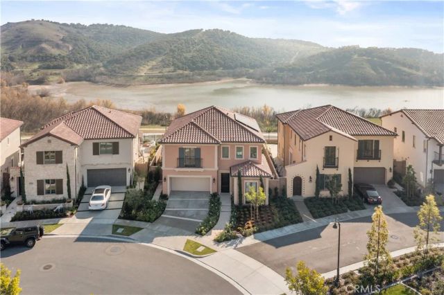 115 Sky Hts, Irvine, CA 92602