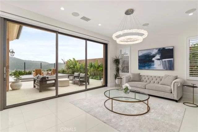 115 Sky Hts, Irvine, CA 92602