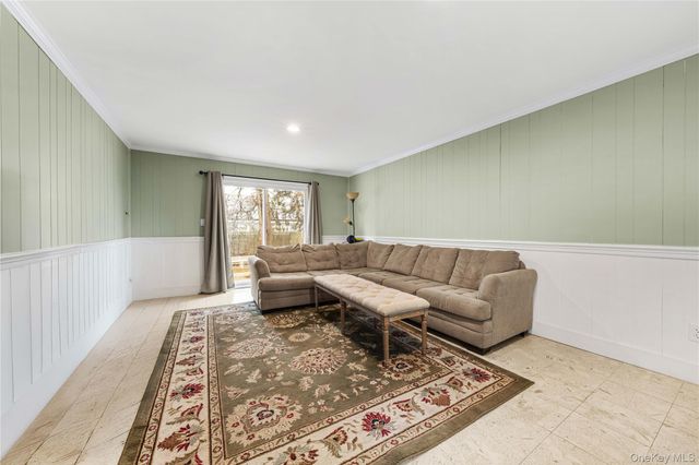 64 Wright Avenue, Deer Park, NY 11729