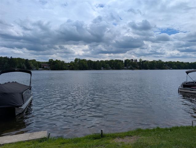 1175 Hammond Road, Hastings, MI 49058