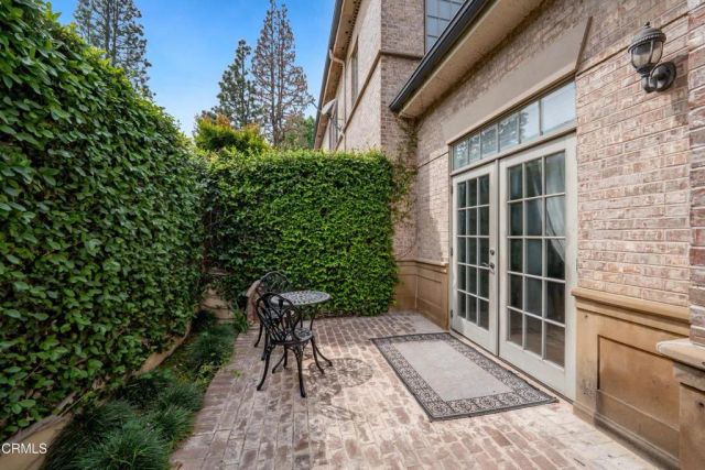 600 S Orange Grove Boulevard 5, Pasadena, CA 91105