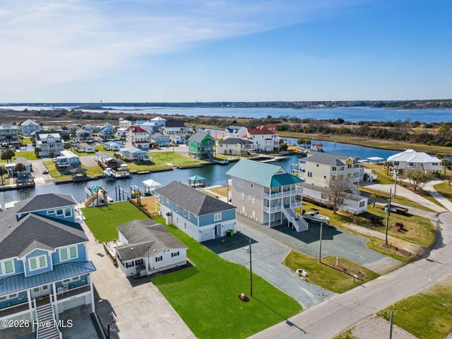 9105 W 9th Street, Holly Ridge, NC 28445