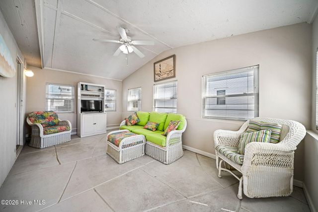 9105 W 9th Street, Holly Ridge, NC 28445