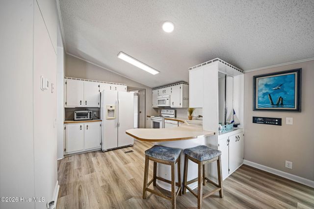 9105 W 9th Street, Holly Ridge, NC 28445