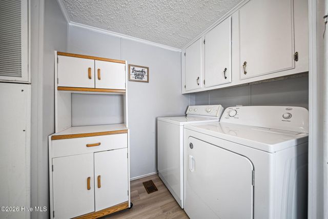 9105 W 9th Street, Holly Ridge, NC 28445