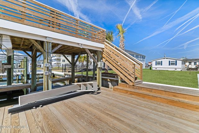 9105 W 9th Street, Holly Ridge, NC 28445