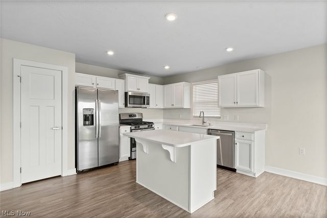 7030 Gauntlet Street SW, Massillon, OH 44646