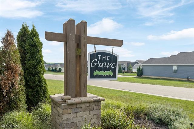 7030 Gauntlet Street SW, Massillon, OH 44646