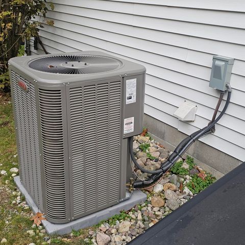 9138 White Pine Drive, Canadian Lakes, MI 49346