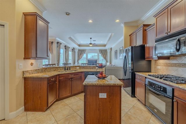 8016 CYPRESS CROSSING COURT, Tampa, FL 33647