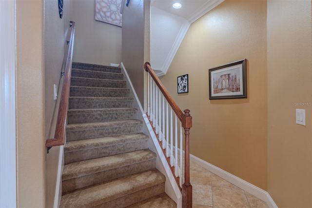 8016 CYPRESS CROSSING COURT, Tampa, FL 33647