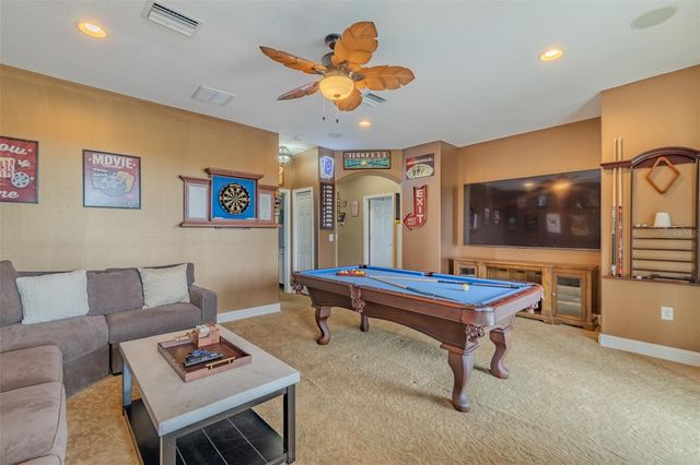 8016 CYPRESS CROSSING COURT, Tampa, FL 33647