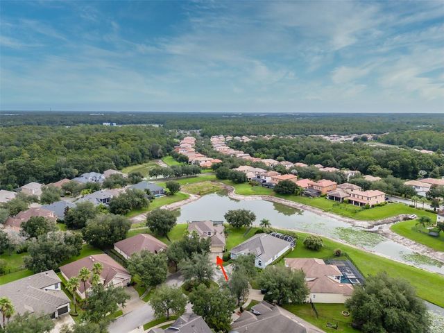 8016 CYPRESS CROSSING COURT, Tampa, FL 33647