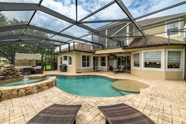 8016 CYPRESS CROSSING COURT, Tampa, FL 33647