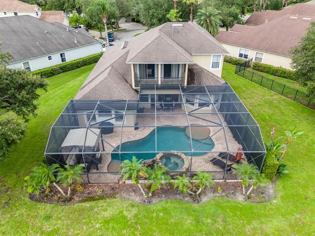 8016 CYPRESS CROSSING COURT, Tampa, FL 33647