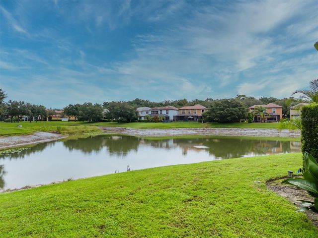 8016 CYPRESS CROSSING COURT, Tampa, FL 33647