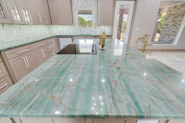 5202 Riviera Lane, San Angelo, TX 76904