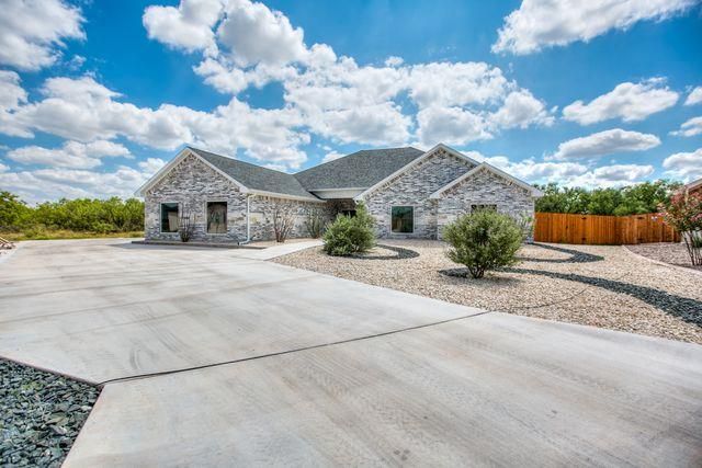 5202 Riviera Lane, San Angelo, TX 76904