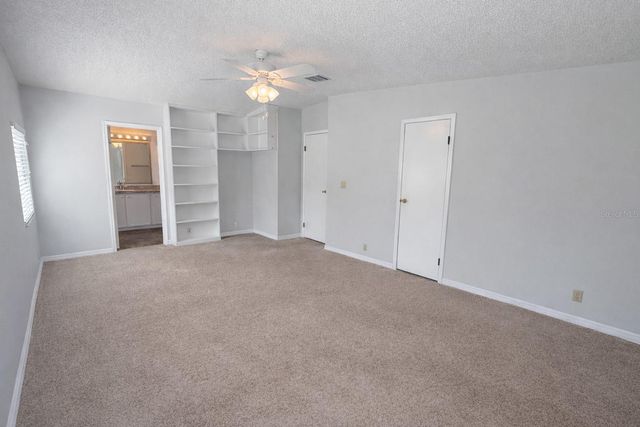 25308 CASA DEL LAGO LANE, Leesburg, FL 34748