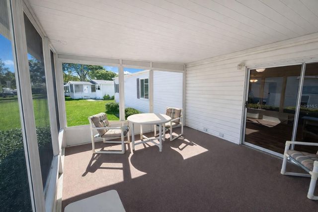 25308 CASA DEL LAGO LANE, Leesburg, FL 34748