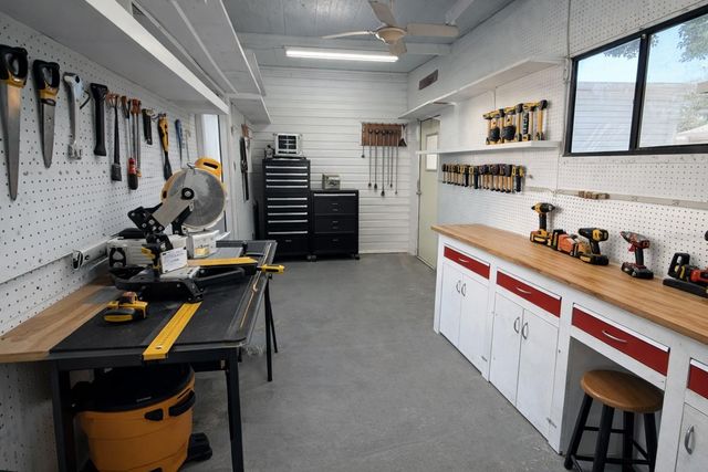 25308 CASA DEL LAGO LANE, Leesburg, FL 34748