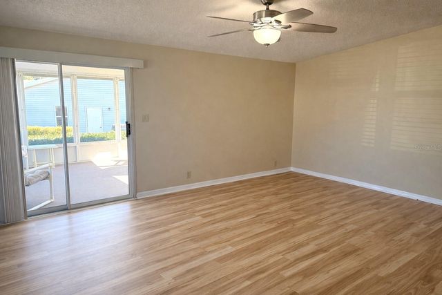 25308 CASA DEL LAGO LANE, Leesburg, FL 34748