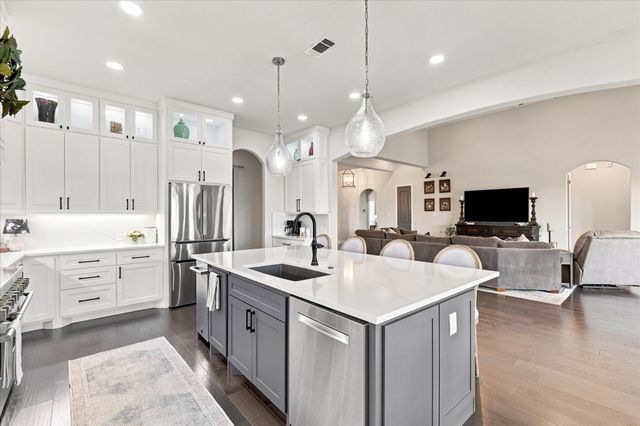 533 Eastmeadow Lane, Northlake, TX 76226