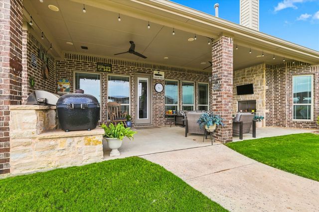 533 Eastmeadow Lane, Northlake, TX 76226