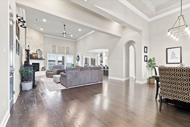 533 Eastmeadow Lane, Northlake, TX 76226