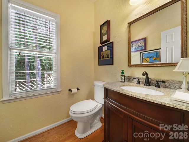 160 Fernbrook Drive, Mooresville, NC 28117