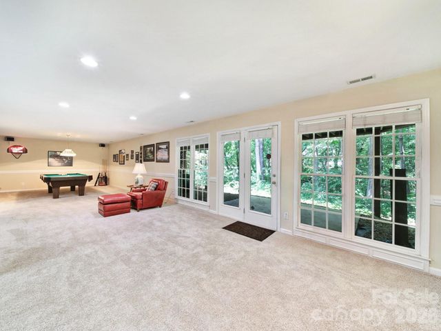 160 Fernbrook Drive, Mooresville, NC 28117