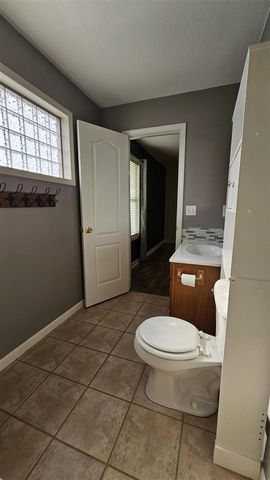 10513 Loughrea Lane, Cement City, MI 49233