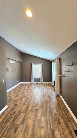 10513 Loughrea Lane, Cement City, MI 49233