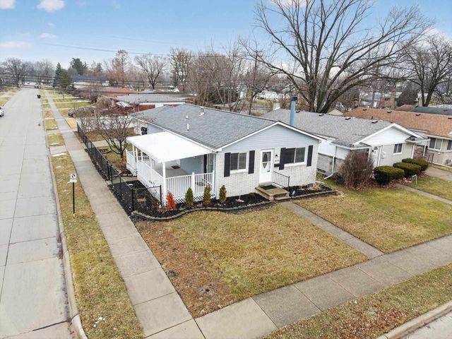 18505 Marquette Street, Roseville, MI 48066