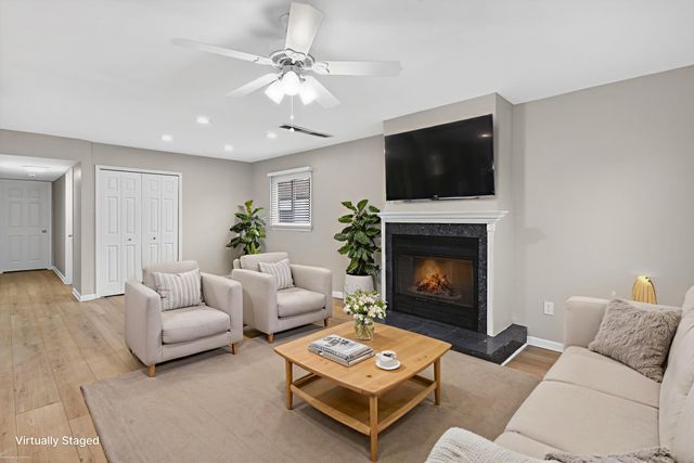 18505 Marquette Street, Roseville, MI 48066