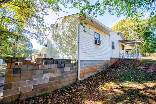 7104 Miller Street, Lithia Springs, GA 30122