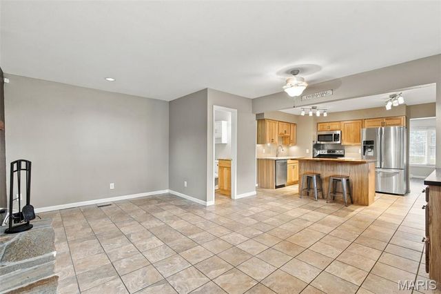 55 Country Place Lane, Granite City, IL 62040