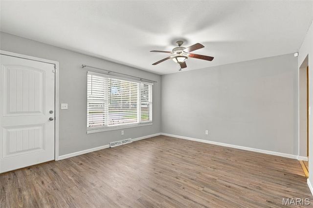 55 Country Place Lane, Granite City, IL 62040