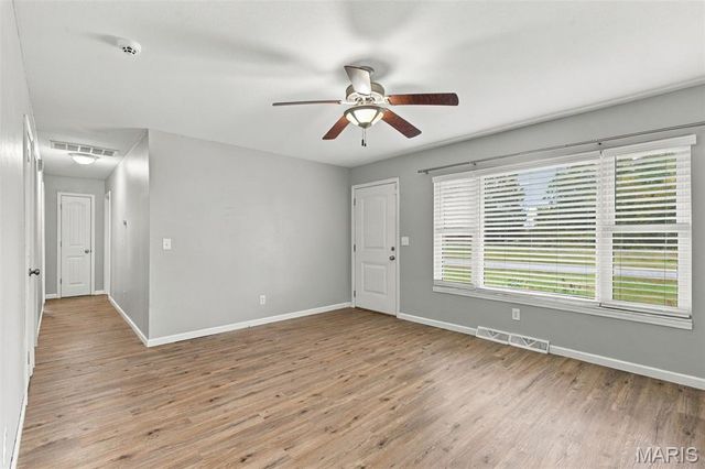 55 Country Place Lane, Granite City, IL 62040