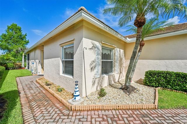 322 SW Tomoka Springs Drive, Port St. Lucie, Port St Lucie, FL 34986