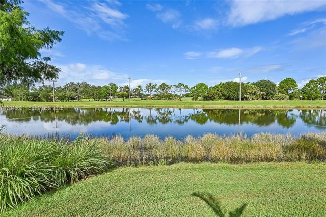 322 SW Tomoka Springs Drive, Port St. Lucie, Port St Lucie, FL 34986