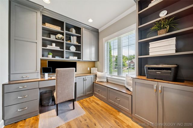 644 W 77th Place, Tulsa, OK 74132