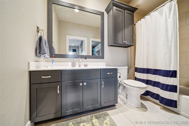 644 W 77th Place, Tulsa, OK 74132