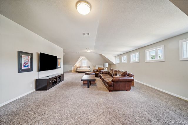 644 W 77th Place, Tulsa, OK 74132