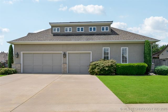 644 W 77th Place, Tulsa, OK 74132